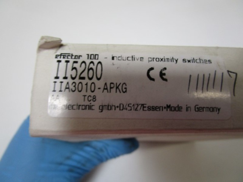 IFM EFECTOR IG5221 INDUCTIVE PROXIMITY SWITCH NEW IN BOX *