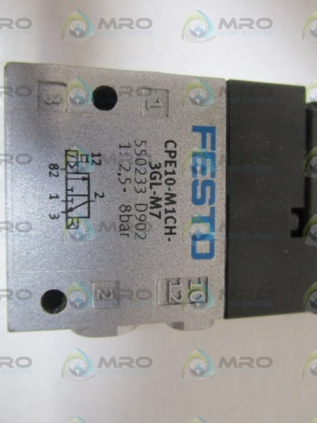 FESTO 550233 SOLENOID VALVE CPE10-M1CH-3GL-M7 * NEW NO BOX *