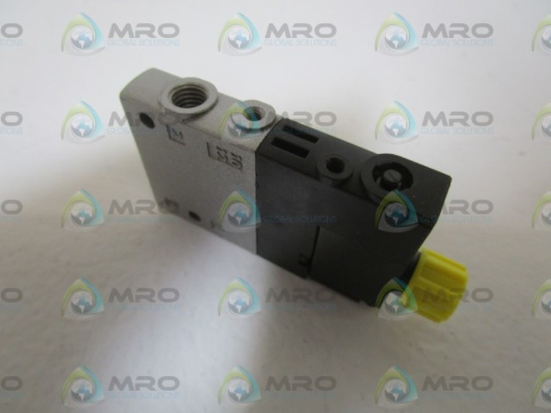 FESTO 550233 SOLENOID VALVE CPE10-M1CH-3GL-M7 * NEW NO BOX *